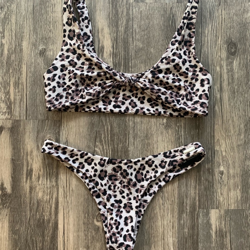 Blackbough Swim Snow Leopard Set